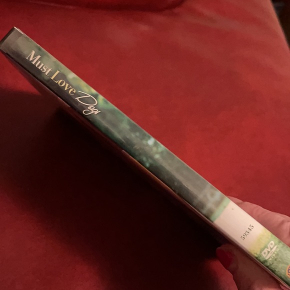 📀 Must Love Dogs 🐕 - Picture 4 of 4